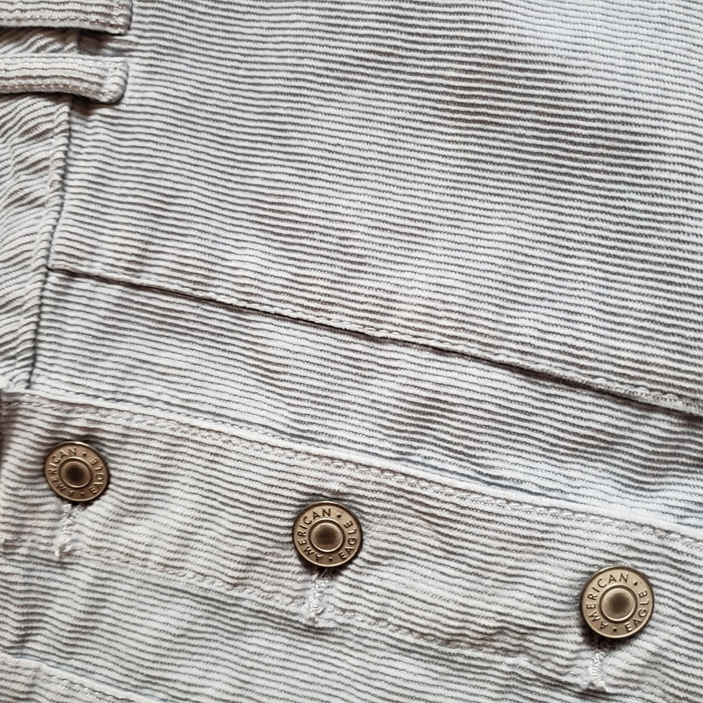 🌸High Waisted Button Up Skirt - Picture 10 of 16